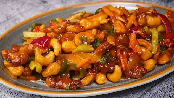 Spacial Cashewnut Salad