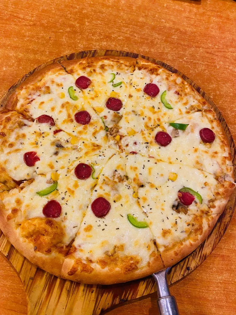 Barcelona Pizza 12"